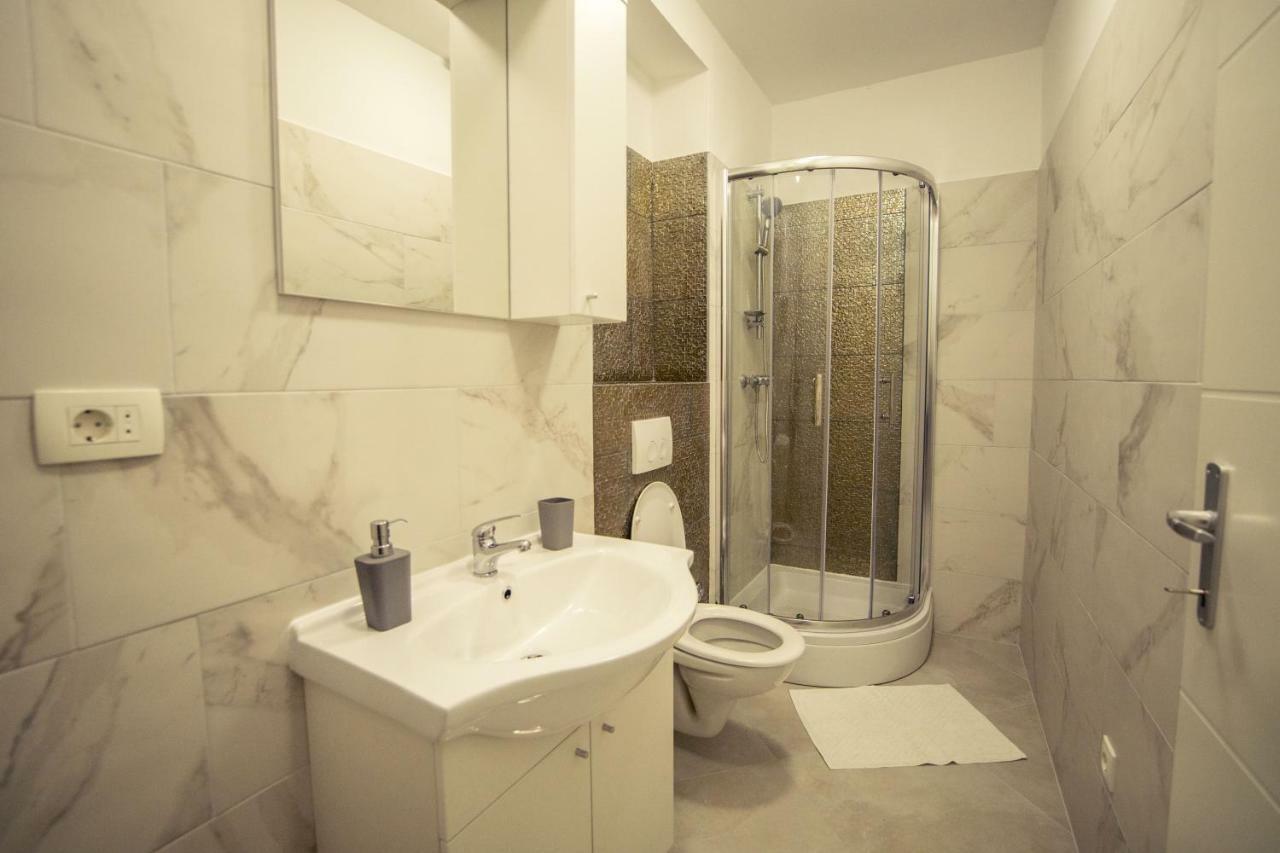 Apartment Neyra 2 สปลิท ภายนอก รูปภาพ