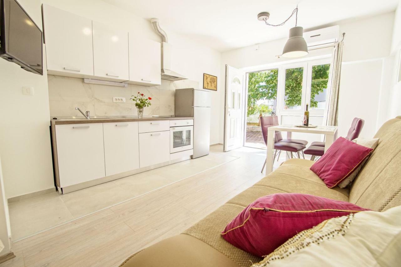 Apartment Neyra 2 สปลิท ภายนอก รูปภาพ