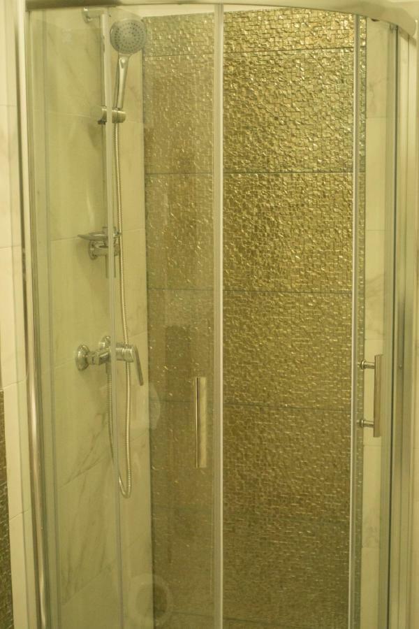 Apartment Neyra 2 สปลิท ภายนอก รูปภาพ